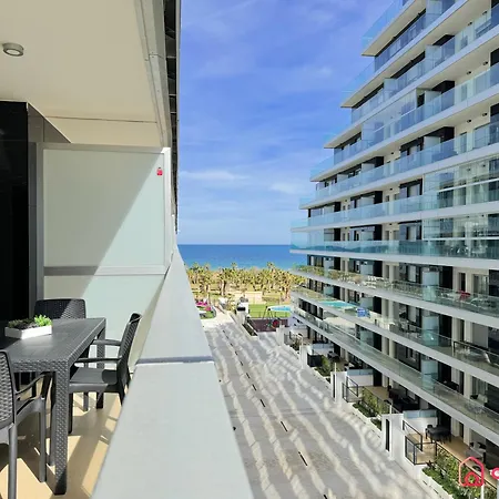 Le Paradis * Cabanes (Valencia)